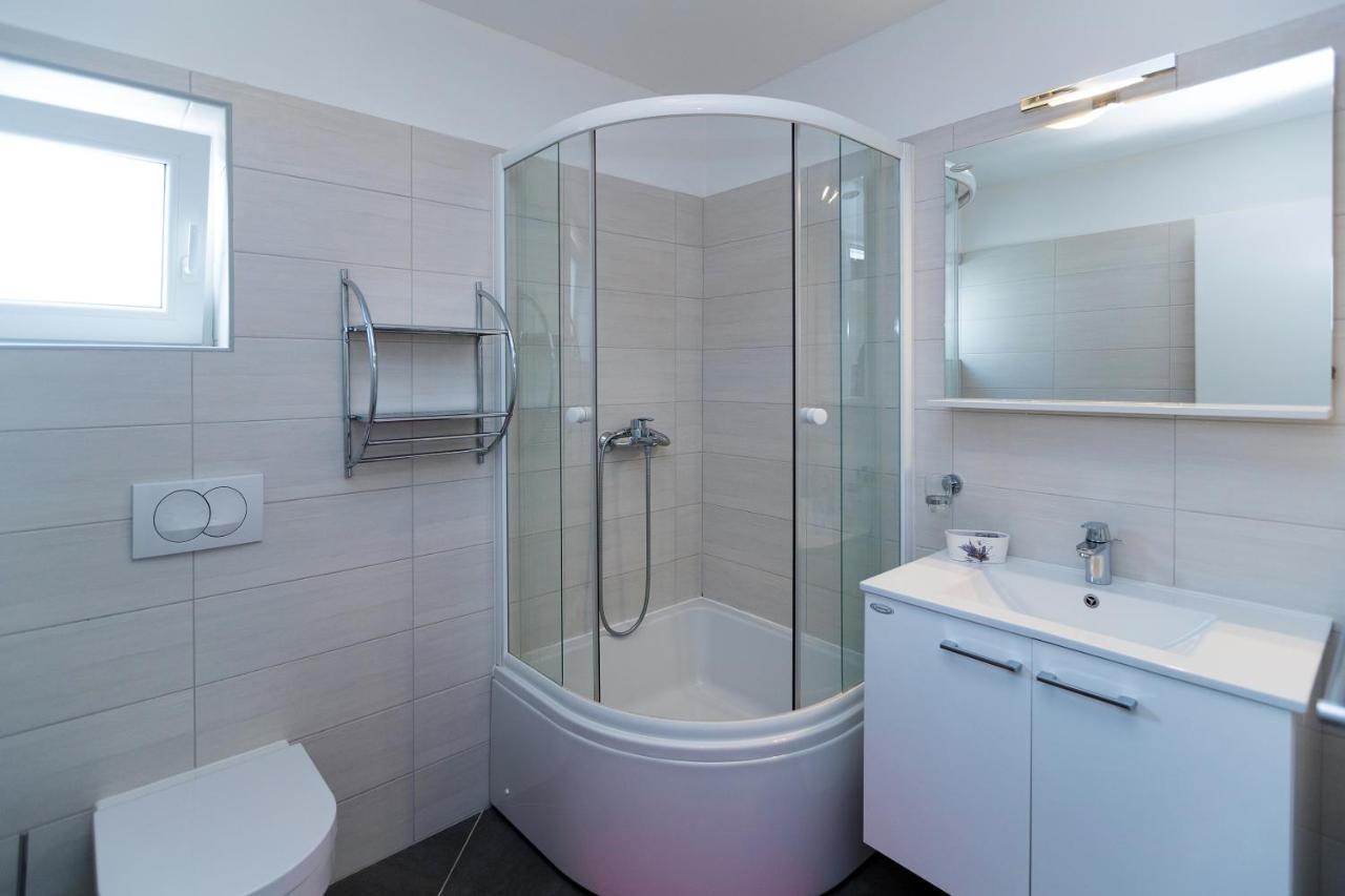 קריקווניצה Apartman Lara מראה חיצוני תמונה